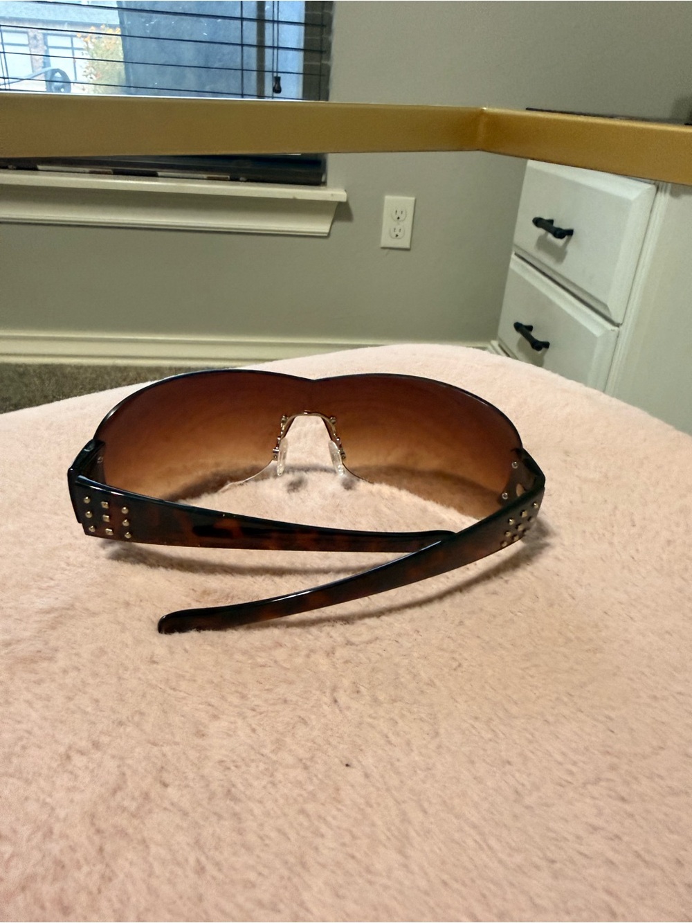 Tortoiseshell Shield Sunglasses with Gradient Brown Lens